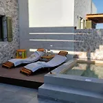 Rosa - Luxury With Panoramic Views