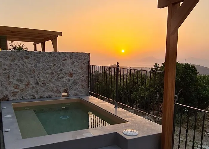 Rosa - Luxury With Panoramic Views Villa